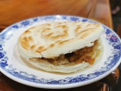 正宗肉夹馍-天下第一面(大雁塔北广场店)