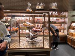 面包甜点陈列柜-山崎面包(静安久光店)