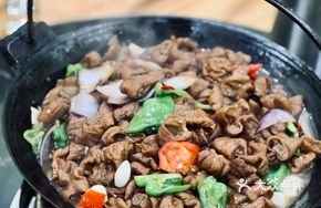 Signature Pig Intestine Hot Pot