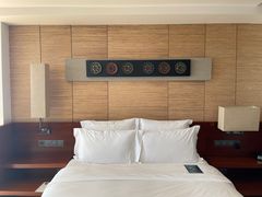 -三亚湾海居铂尔曼度假酒店