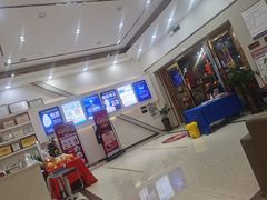 -牙易美口腔(圣堂店)