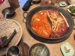 -巴卤社老火锅(财富店)
