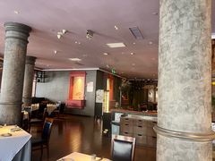 -八府香鸭·啫啫煲(华山路店)