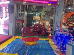 -嗨翻Hi-Fun竞技主题乐园·蹦床亲子生日轰趴(国光1937店)