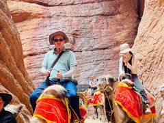 -天山神秘大峡谷