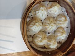 -馋三尺蟹粉小笼(人民广场店)