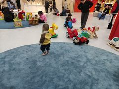 -美吉姆国际儿童发展中心(红谷滩绿地缤纷城中心)