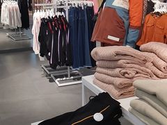 -metersbonwe(中华城店)