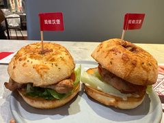 -必胜客(仲盛商城王安宇主题店)