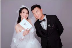 -蒙太奇婚纱摄影(万达店)