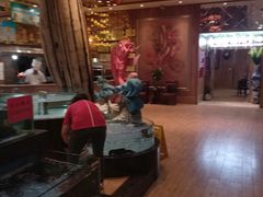 -老街坊美食汇(玉兰大街店)