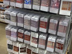 -名创优品(山东青岛市新业广场店)