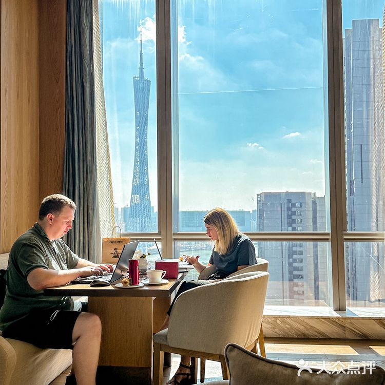 不是，广州也有属于自己的曼哈顿