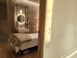 -苑苑vbeauty科技美容SPA