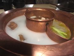 -滇釜火锅·能喝汤的火锅(车公庄店)