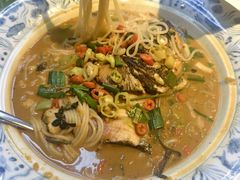 特色钱江源鱼头煲-陈先进鱼馆·地道农家菜(萧山奥体店)