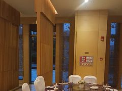 -沁香庭中餐厅·川粤菜(重庆高新假日酒店)