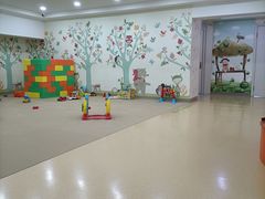 -乐悠游亲子游泳俱乐部