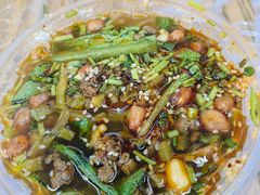-花儿姐与战哥的美食档