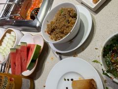 -海底捞火锅鲜切牛肉主题店(长寿路店)