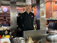 -利昂法式铁板主题餐厅(新奥购物中心店)