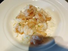 芙蓉河虾仁-萬國春·中菜馆(颐和公馆店)