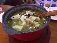 -周鱼小馆石锅酸菜鱼(活力汇店)