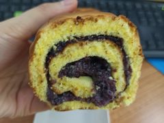 紫米卷-枣禾町甜品店·轻食无添加•纯动物奶(银座和谐广场店)