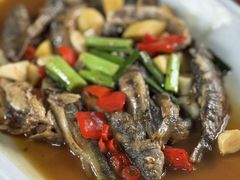 -芦茨金富饭庄·25年老字号·专做稻草鸡