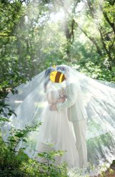 -雪中彩影婚纱摄影·微光艺术中心