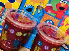 -瑞幸咖啡(大连罗斯福广场一层店)