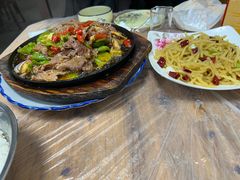 -洪霞餐馆
