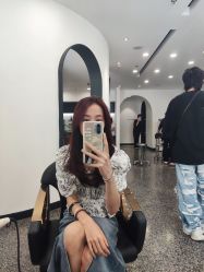 -SWANK SALON