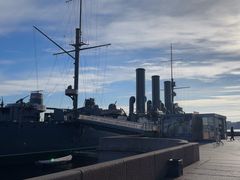 -阿芙乐尔号巡洋舰