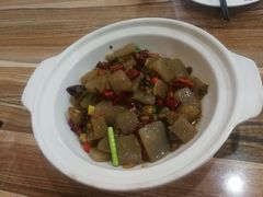 -三湘四水正宗湘菜(君峰路店)