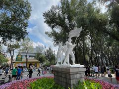 -人民防洪胜利纪念塔