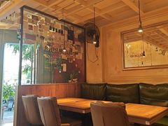 -玛格萝妮比萨屋(陆家浜路店)