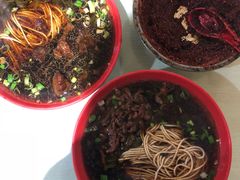 -小龙大肉面馆