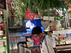 -胡桃里乐队酒馆