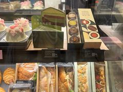 -星巴克臻选(上海中环广场2F店)