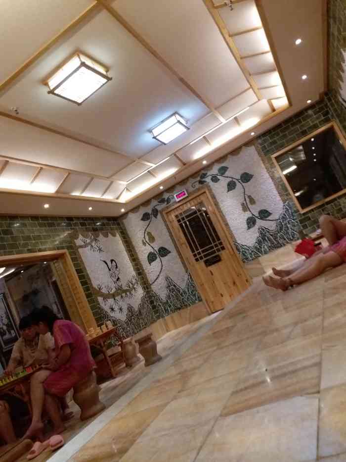 清水湾温泉沐浴(于洪店) 0664/人 于洪区于洪广场洗浴中心 0 1 2 5