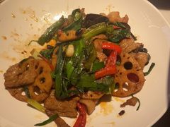 -荷塘秋月·本帮江浙菜(国权路店)