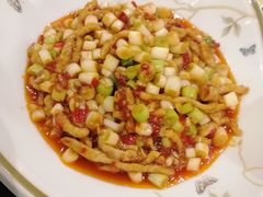 鱼香肉丝-老幺泉水鸡