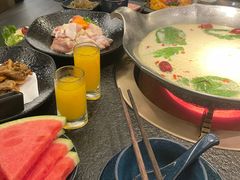 -湊湊火锅·茶憩(打浦桥日月光店)