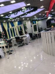 -华雄美容美发造型SPA