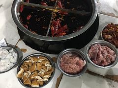 -渝味黄姐火锅(黄泥村店)