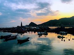 -鲜得莱渔港·小平岛海胆馆(七贤岭店)
