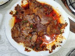 麻辣牛肉-渝君重庆火锅(嘉宾路店)