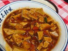 -笨豆腐居民楼菜馆•江西小炒(天津开发区店)