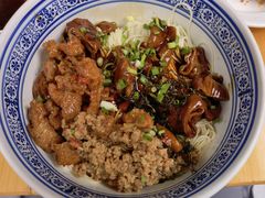 大肠面-沪西老弄堂面馆(定西路店)